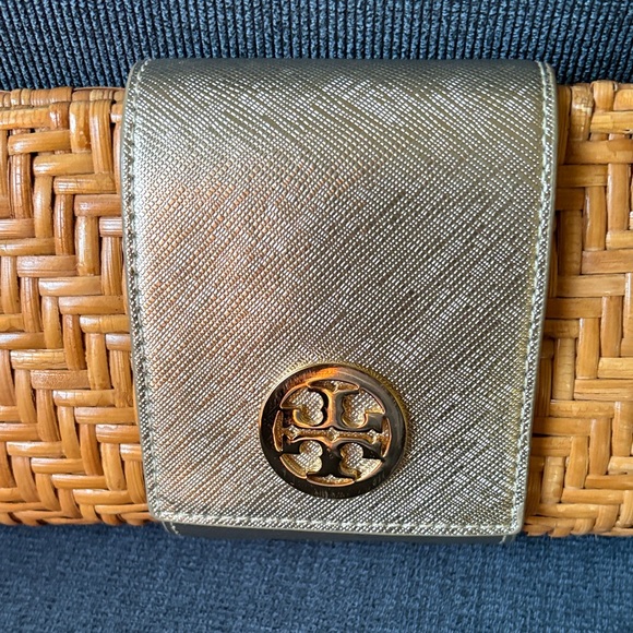 Tory Burch Tan Woven Clutch with Gold Accent - Picture 2 of 3